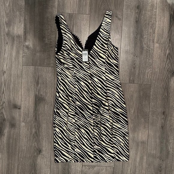 Guess Dress - Picture 2 of 3